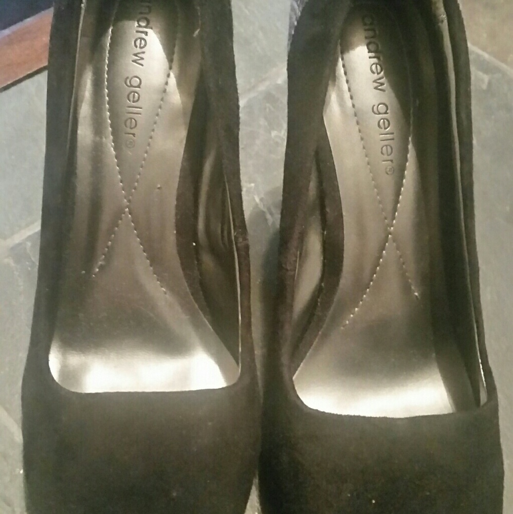 Andrew Stelle black heels
