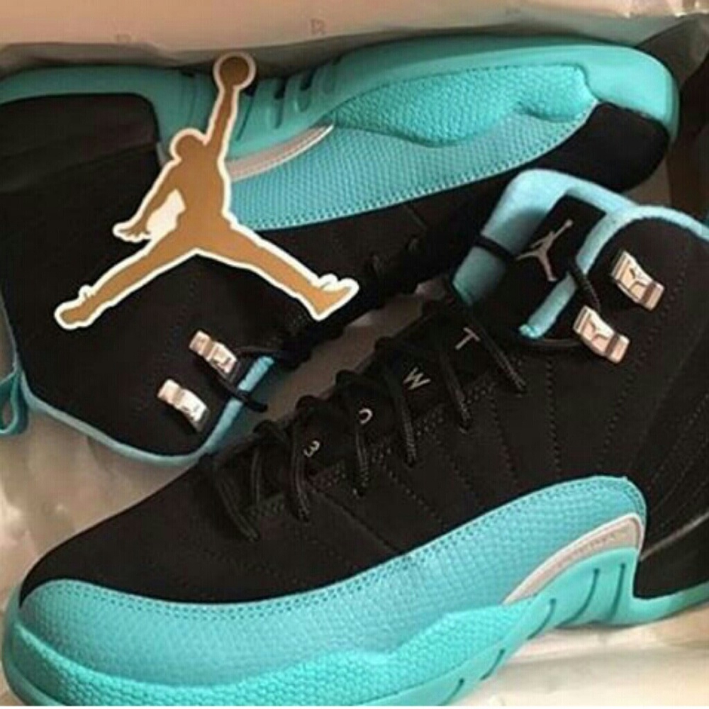 Hyper jade 12's