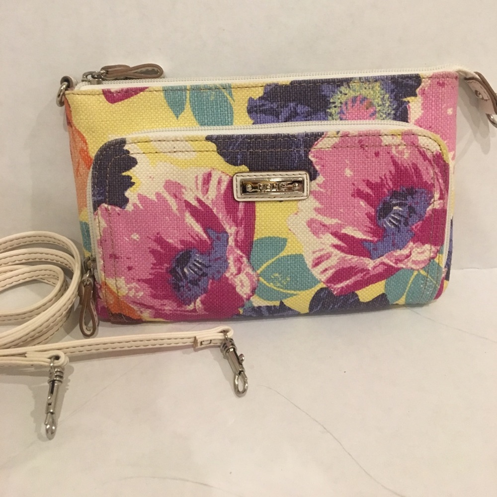 BRAND NEW FLORAL PURSE