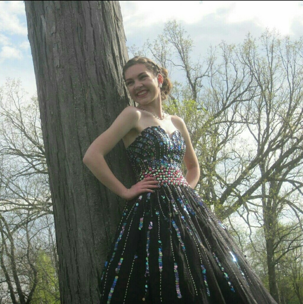 Meet your Posher, Madeline