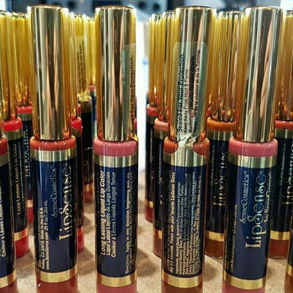 Lipsense - Picture 2 of 4