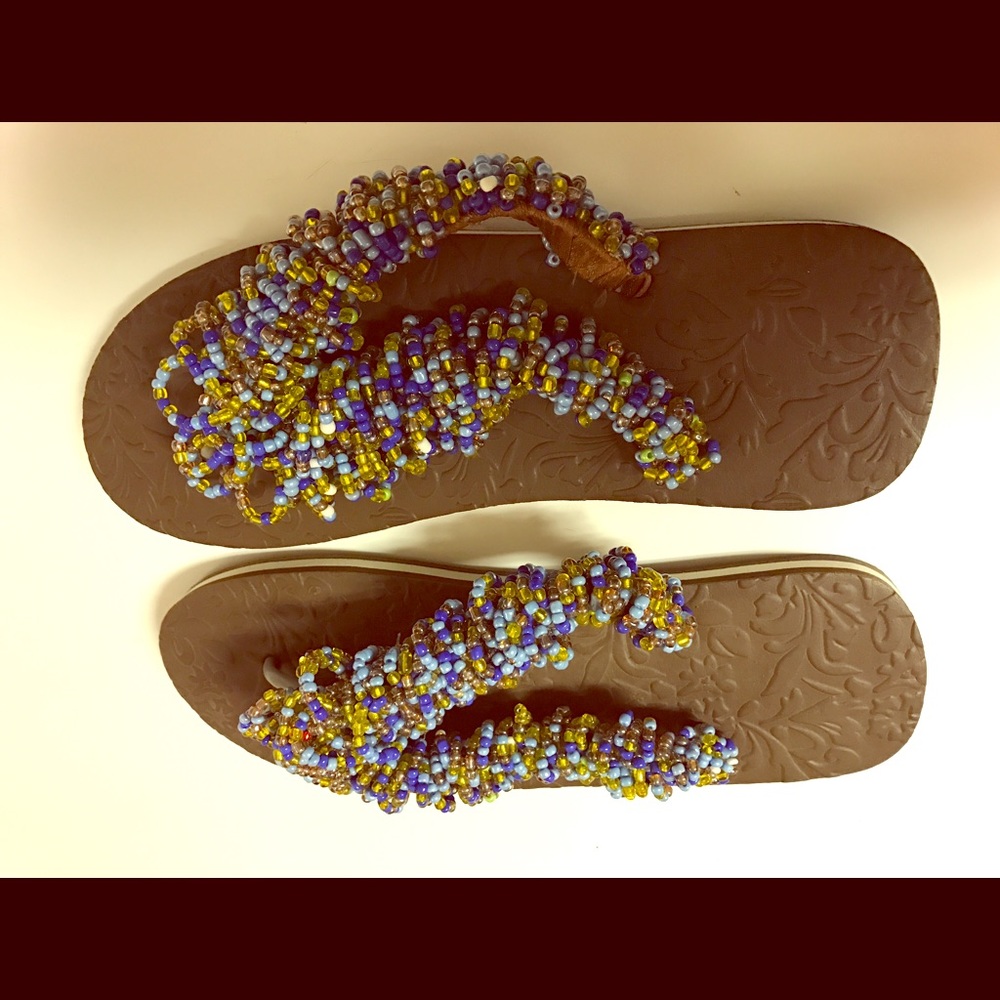 Handmade Beaded Flip flops-Kisses-VL💄💋