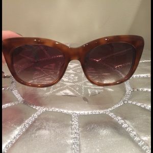 TOMS CAT EYE SUNGLASSES WITH BLUE DETAIL