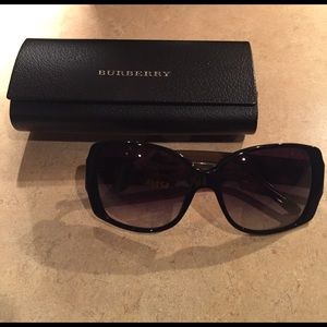Burberry sunglasses