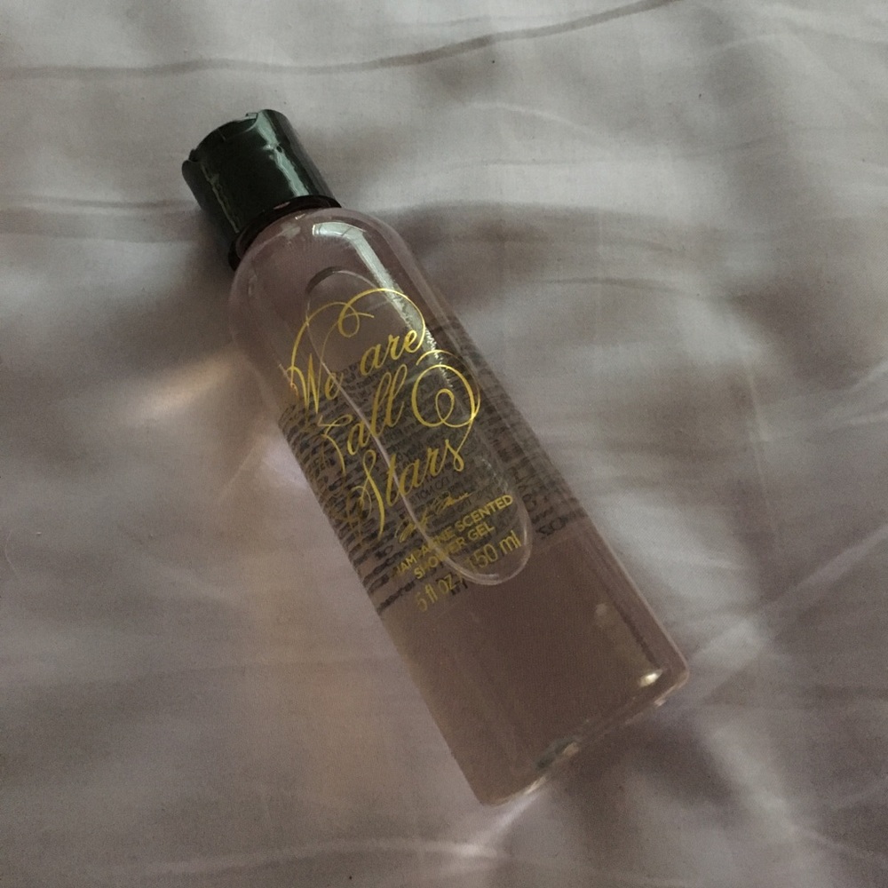 Champagne scented shower gel new