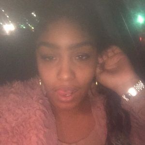 Meet your Posher, Angela