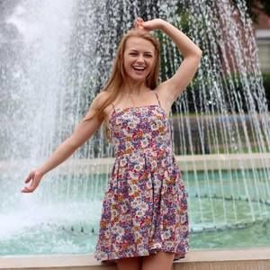 Meet your Posher, Laura lee