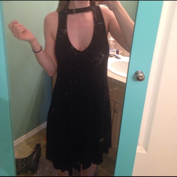 Black choker dress - Picture 1 of 4