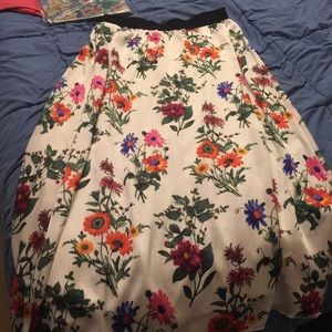 Large Lularoe Lucy skirt