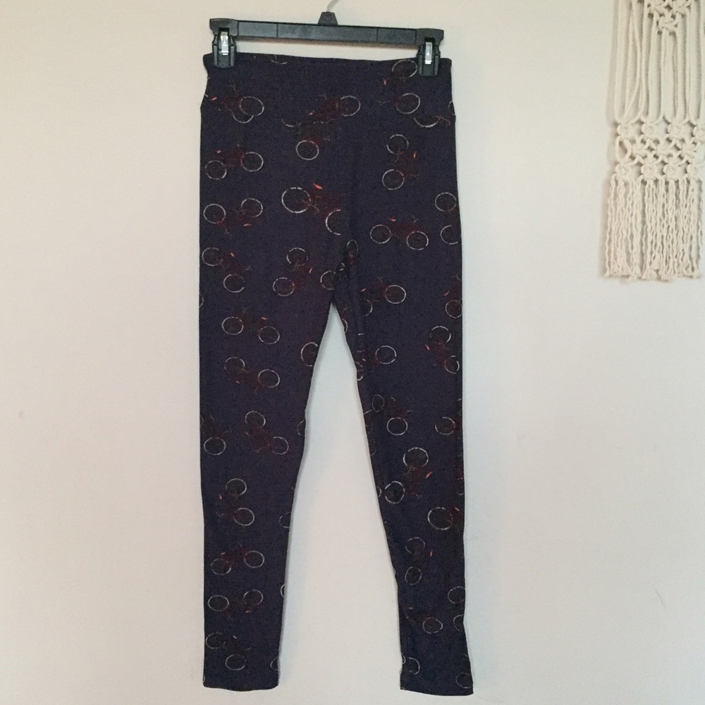 LuLaRoe OS Leggings- HTF navy background bicycles