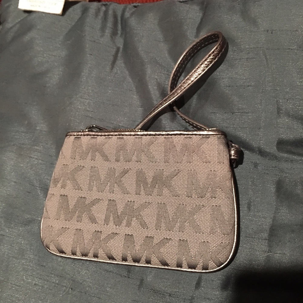 Michael Kors wristlet
