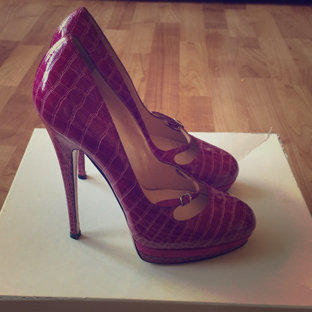**RARE** Casadei alligator embossed Mary Jane