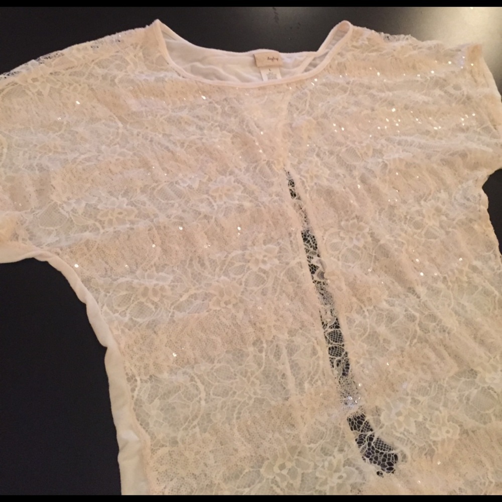 Daytrip❤️Sequin&Lace Top with KeyHole Opening Back