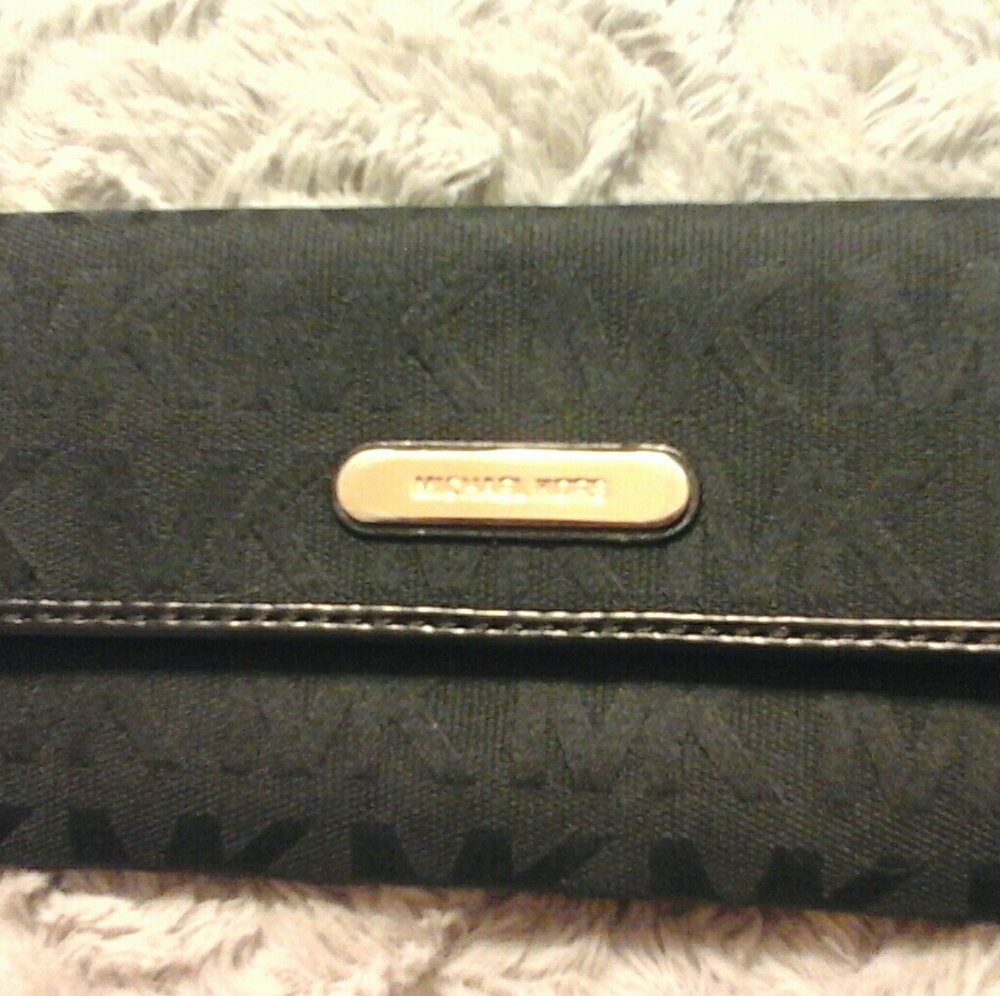 Authentic Michael Kors wallet