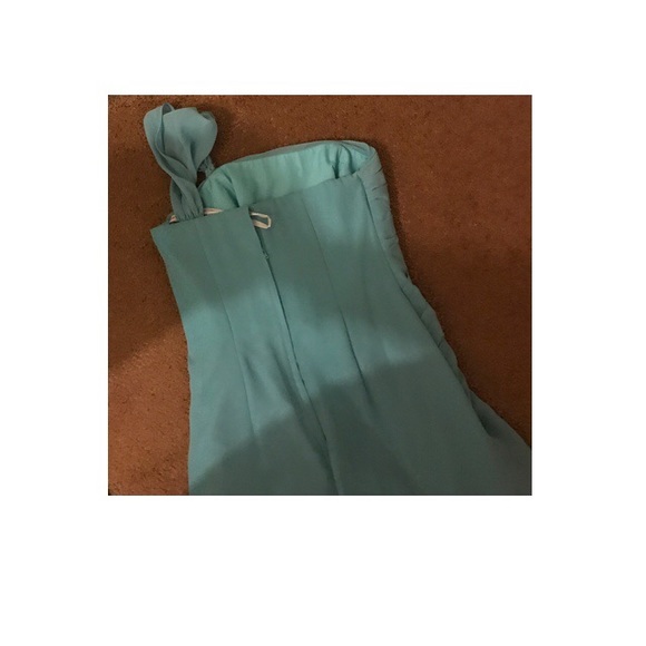 The perfect prom dress - Picture 4 of 4