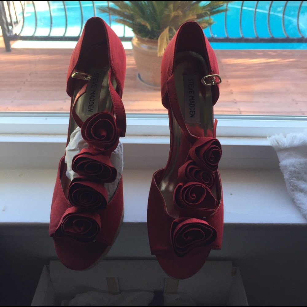 Steve Madden shoes size 8.5 brand new