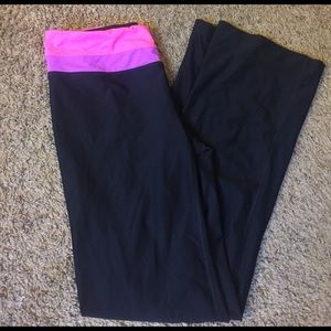 Flared yoga pants