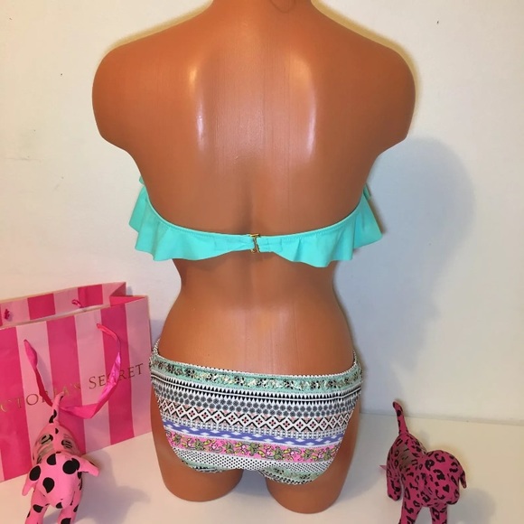 🚫SOLD🚫NEW VS SWIMSUIT FLOUNCE TOP AND BOTTOM - Picture 4 of 6