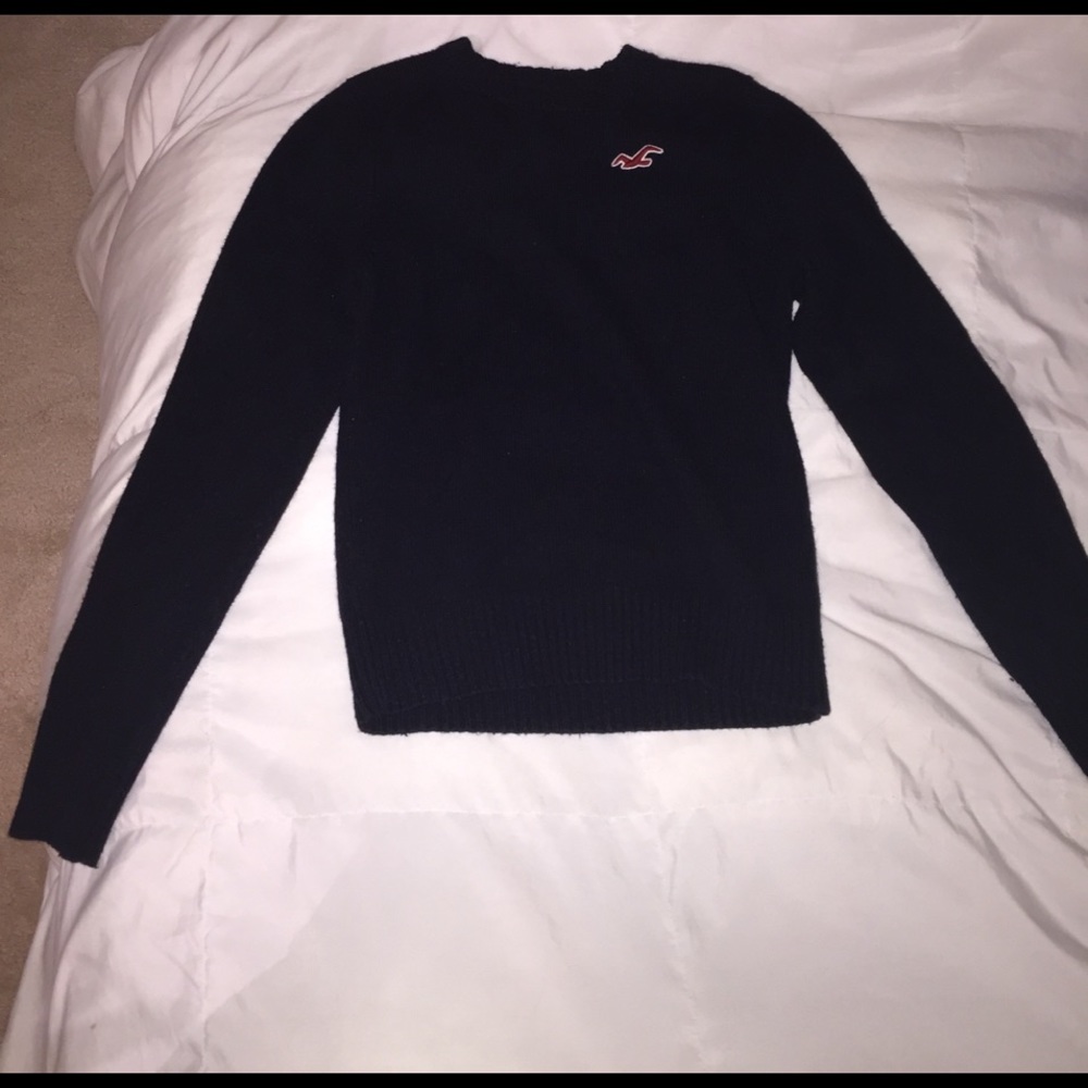 Hollister sweater