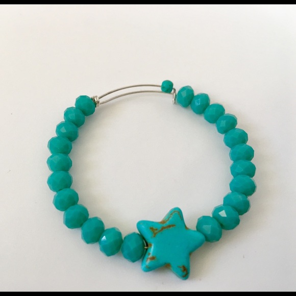 Girls Children Safe Expandable Turquoise Bracelet - Picture 3 of 3