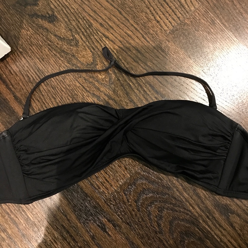 Black bikini top