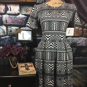 LuLaRoe Amelia Dress