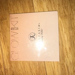 Anastasia Beverly Hills sun dipped highlighters