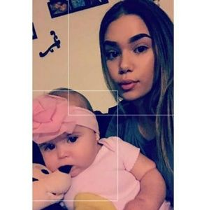 Meet your Posher, Ebony