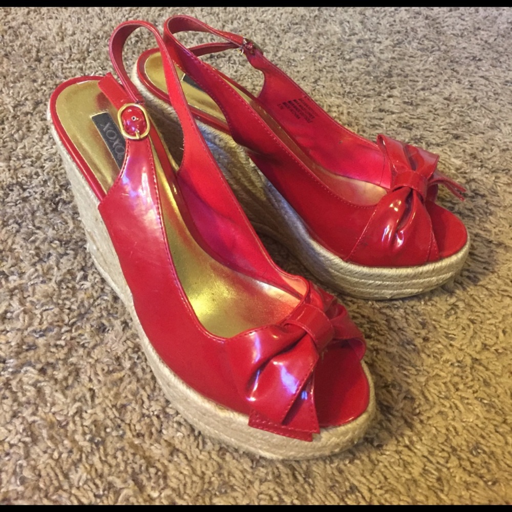 Sexy red wedges