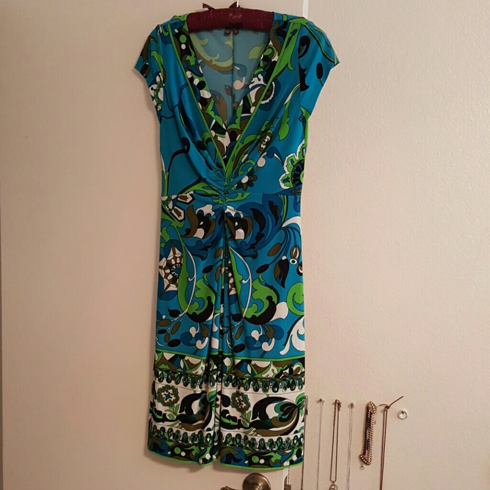 Muse dress size 8