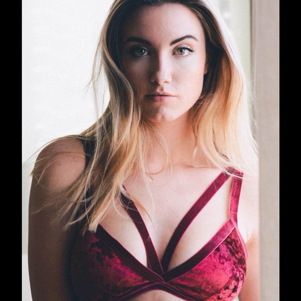 Crushed velvet burgundy bralette