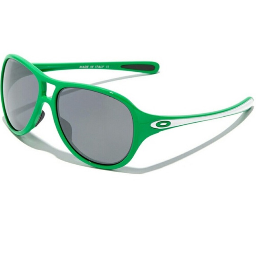 OAKLEY AVIATORS **OPEN TO OFFERS**