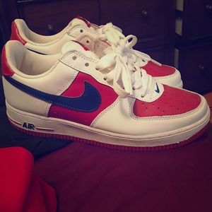 Size 9.5 Men's Red,white & blue Air Force 1's
