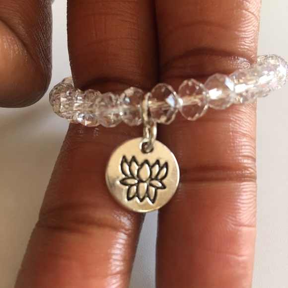 Children Girls Safe Crystal Expandable Bracelet - Picture 2 of 3