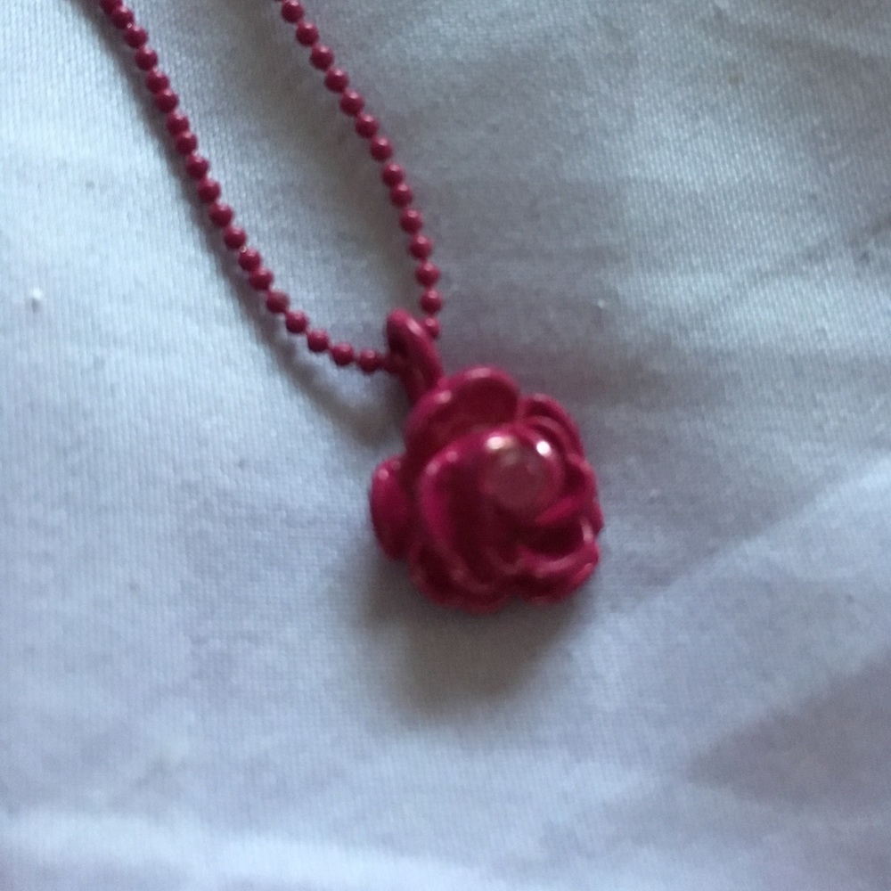 Flower necklace