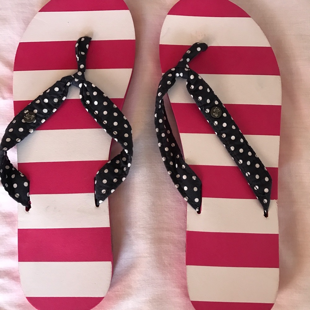 NEW 🏖Abercrombie Flip Flops