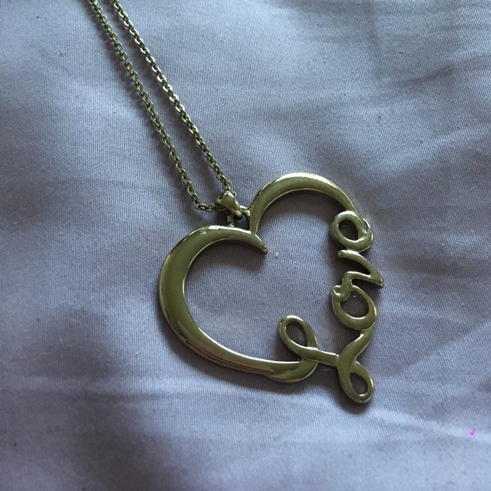 Love heart necklace