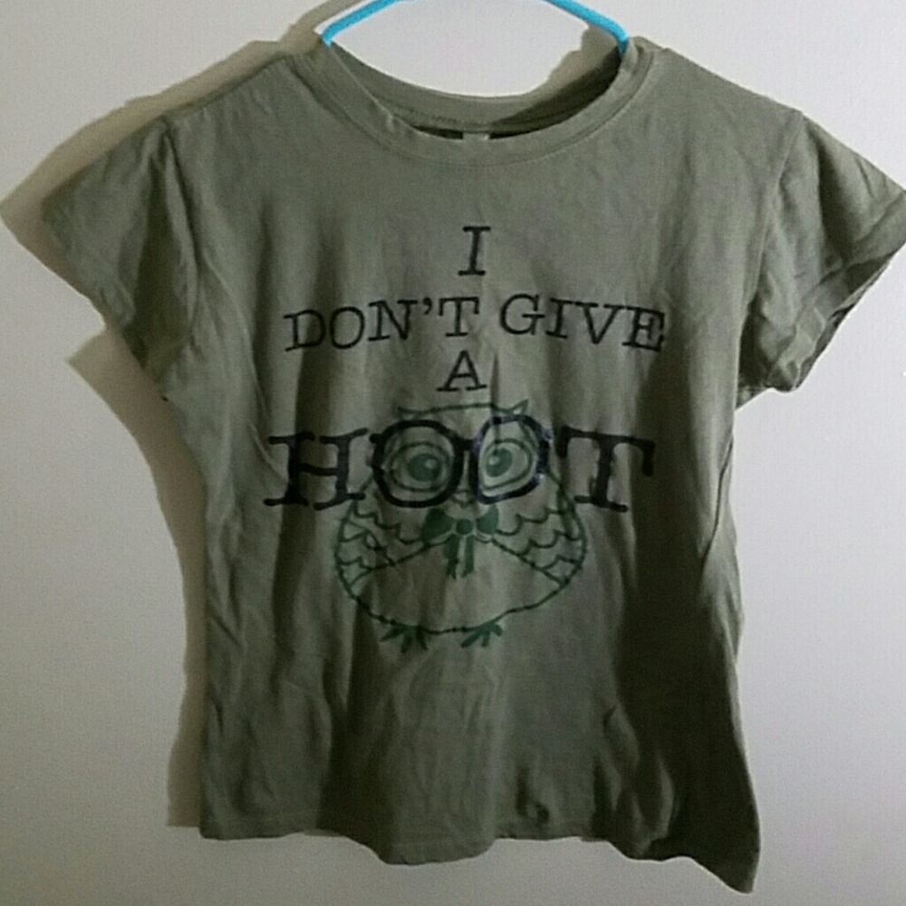 "I Don't Give Hoot" TShirt sz M