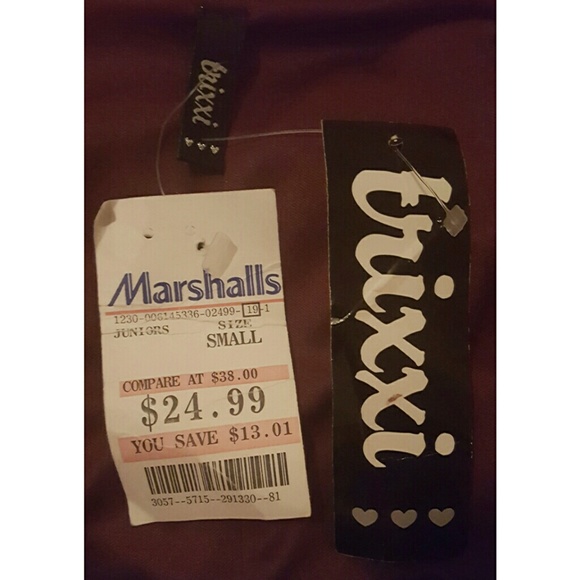 Maroon Mesh Overlay Dress with Sheer Sleeves - Picture 4 of 4