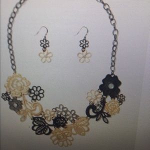 Meet your Posher, Debra