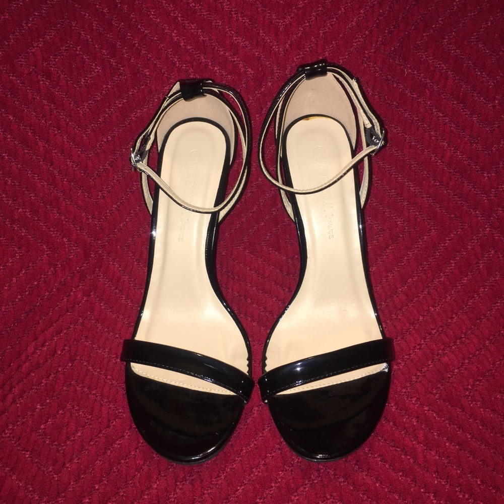 Black strappy open toe heels
