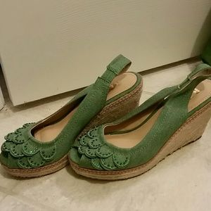 REPORT kelly green sling back wedges