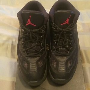 Air Jordan 11 Retro Low