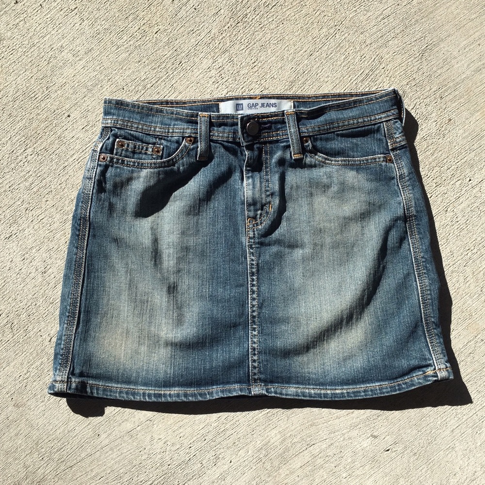 GAP denim skirt