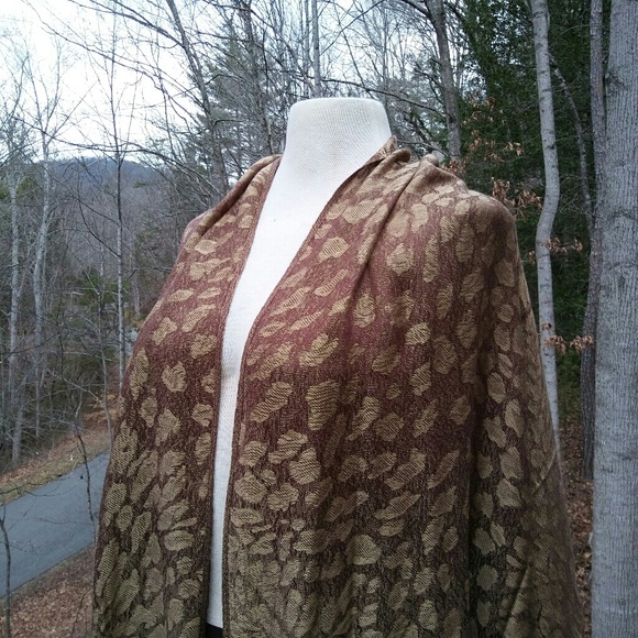 Vintage Accessories - ANIMAL Print Shawl Vintage Accessories - ANIMAL Print Shawl