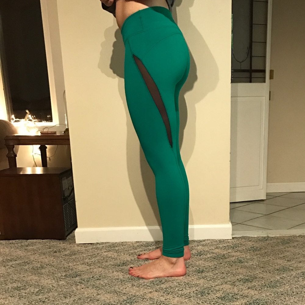 Beyond Yoga Wave Mesh Leggings, Emerald, Medium
