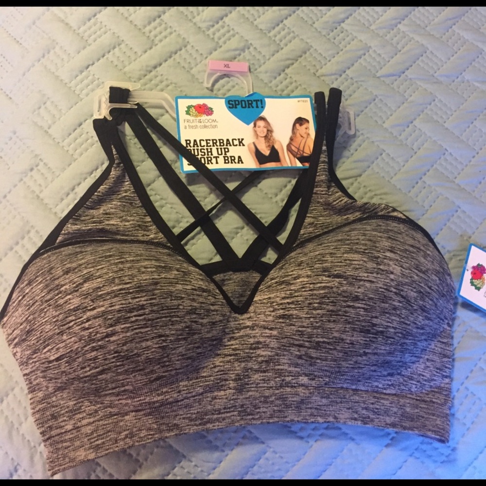 Push-up sports bra