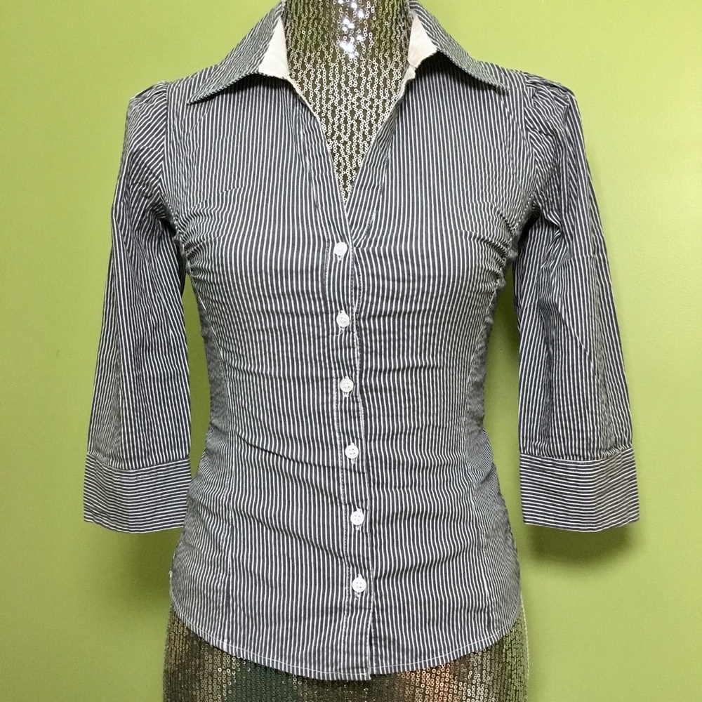H&M Blue Pinstripe Fitted Button Down