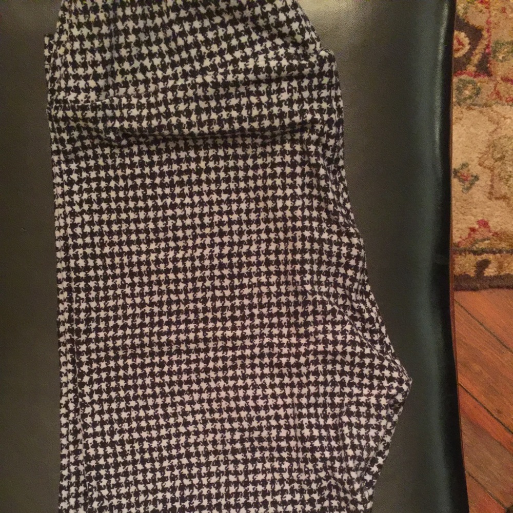 LuLaRoe OS leggings