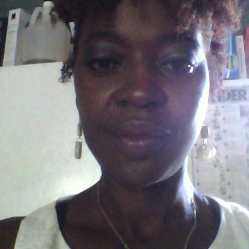 Meet your Posher, Lela